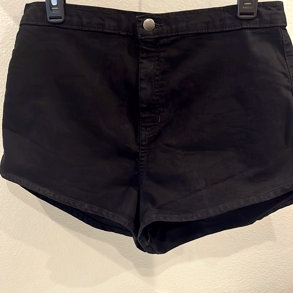American Apparel black short shorts. Women’s size XL.